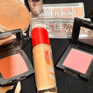 Makeup bundle